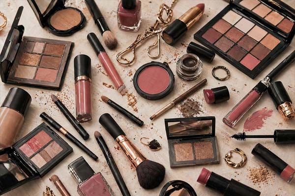 linea make up